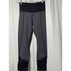 Lululemon run day crop size 4 black white stripe